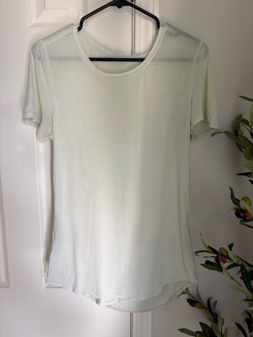 Lululemon Light Mint Crewneck Short-Sleeve Women's Top size 4